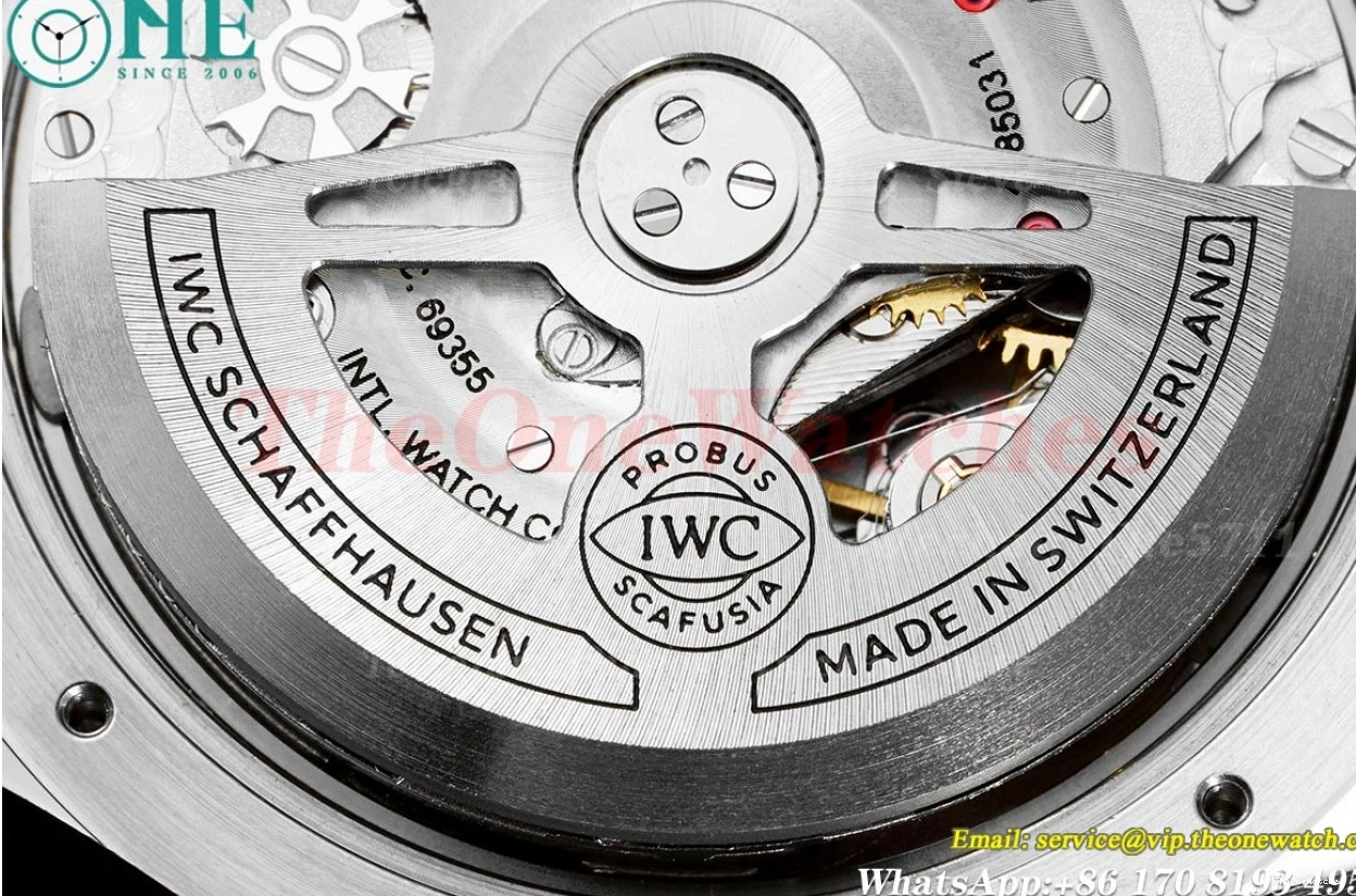 41mm A69355 Portuguese Num SS Chrono Red Z+F RU 0306